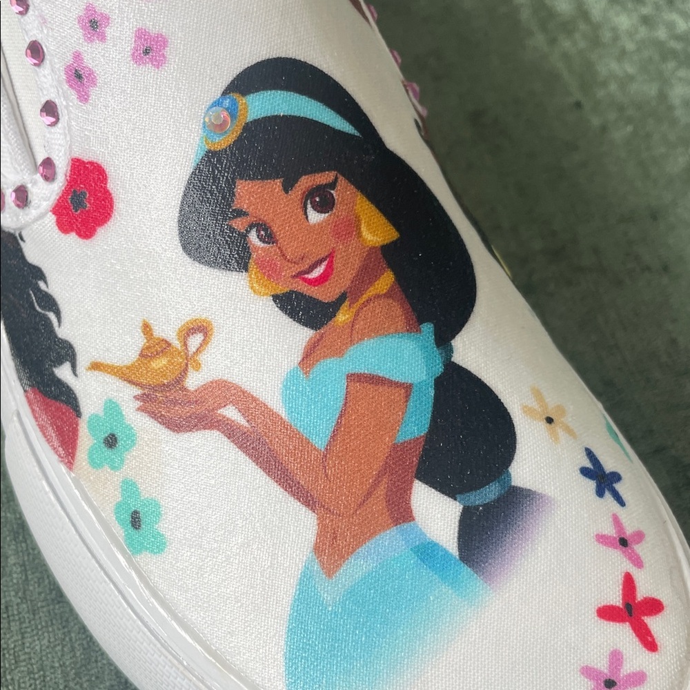 Woman’s Disney Princess custom Slip-On sneakers.with Cinderella and Jasmine. - Picture 4 of 10